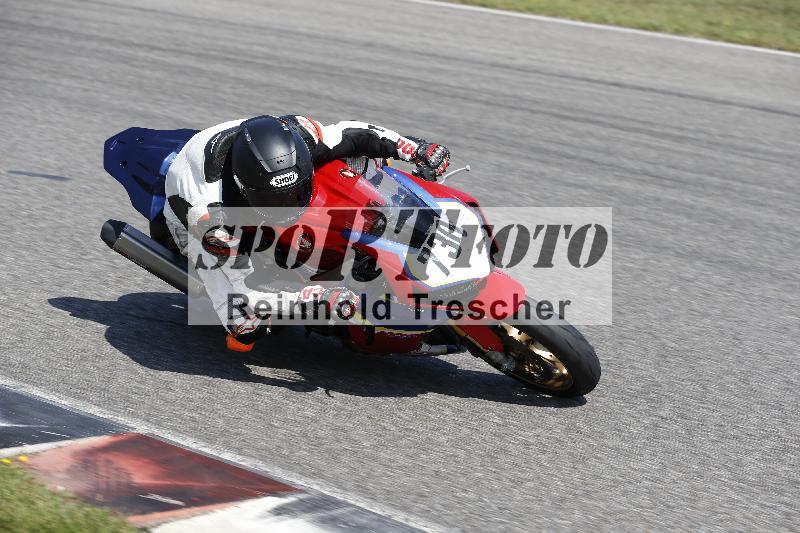 /45 10.08.2025 Plüss Moto Sport ADR/Einsteiger/730